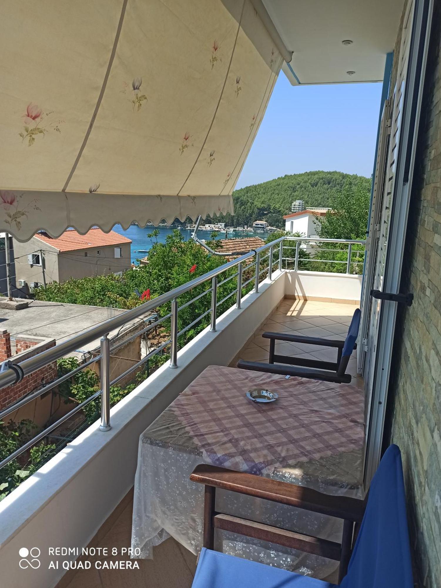 Bella Vista Hotel Himare Bilik gambar